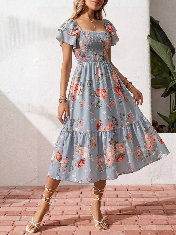 Vestido Midi Com Lastex E Estampa Delicada Floral