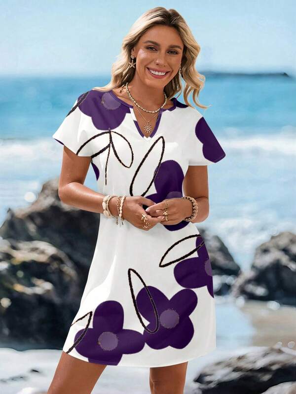 Vestido Curto Decote V Com Estampa Floral Delicada