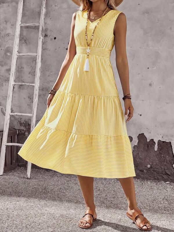 Vestido Midi Evasê Sem Mangas Com Lastex Estilo Romântico